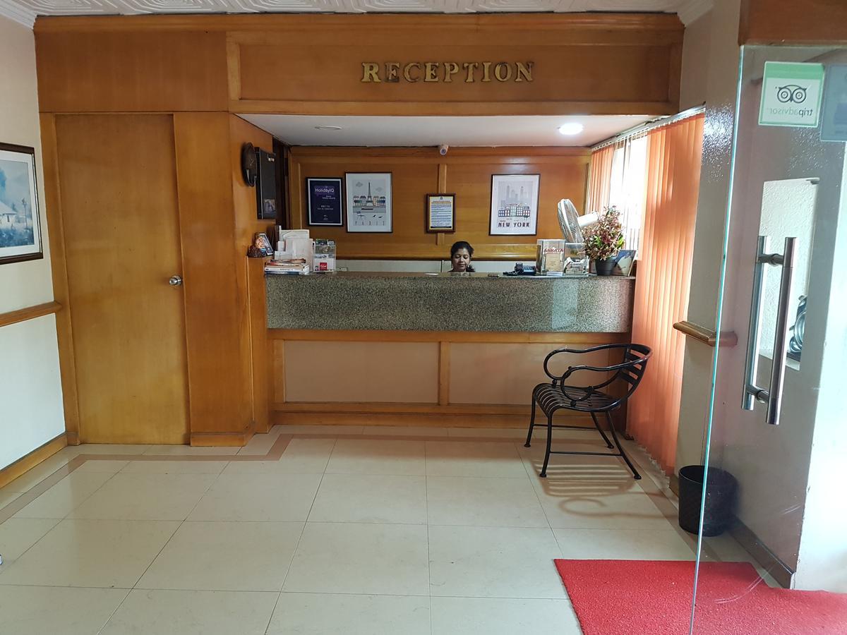 Hotel Regency 特里凡得琅 外观 照片